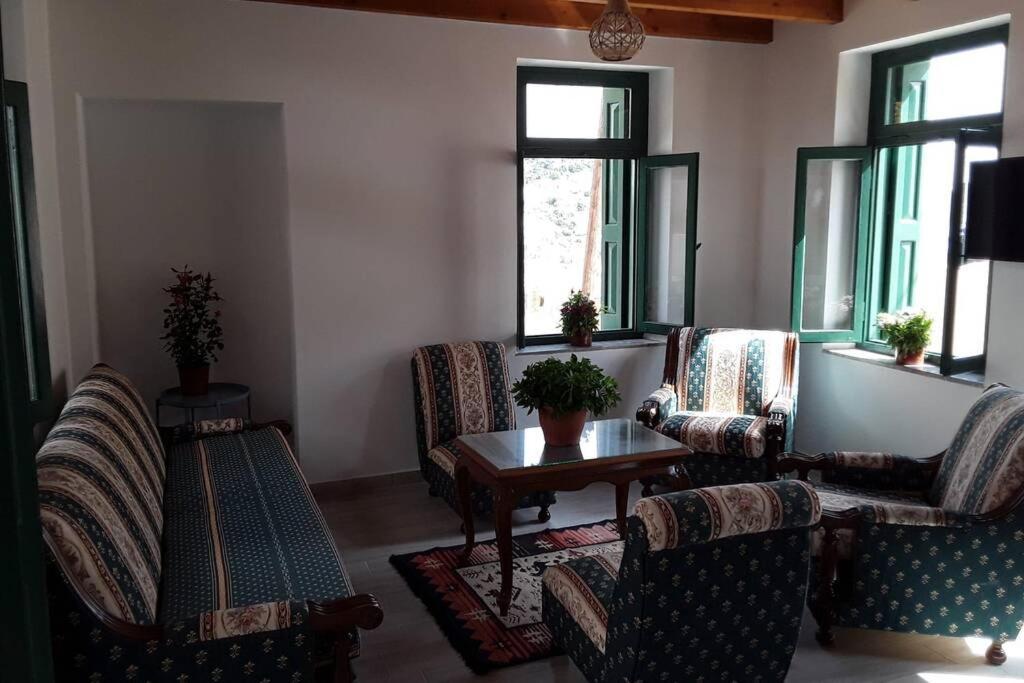 Apartament Giorgina'S House Simi Zewnętrze zdjęcie